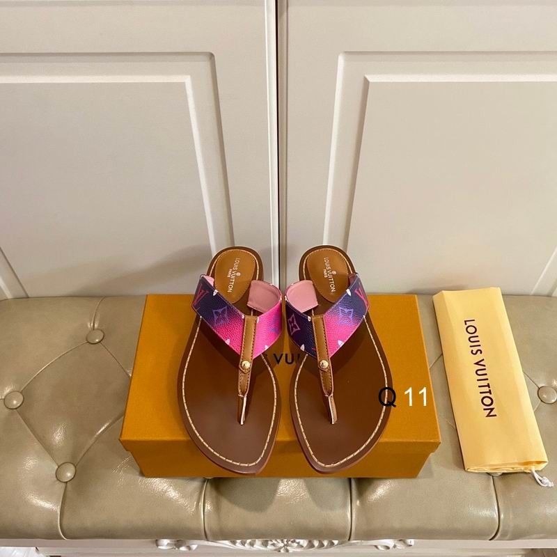 LV Women's Slippers 330